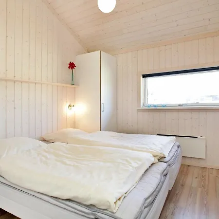 8 Person With Roofed Terrace بيت للعطل